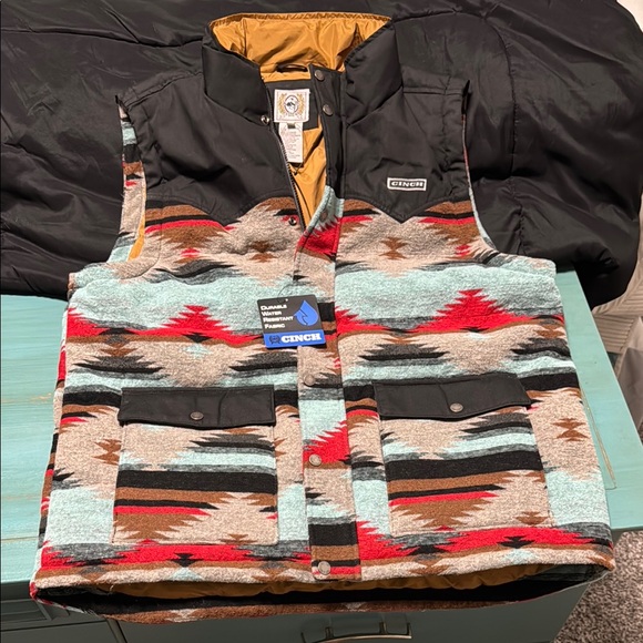 Cinch Colorful Patterned Vest - Picture 1 of 6